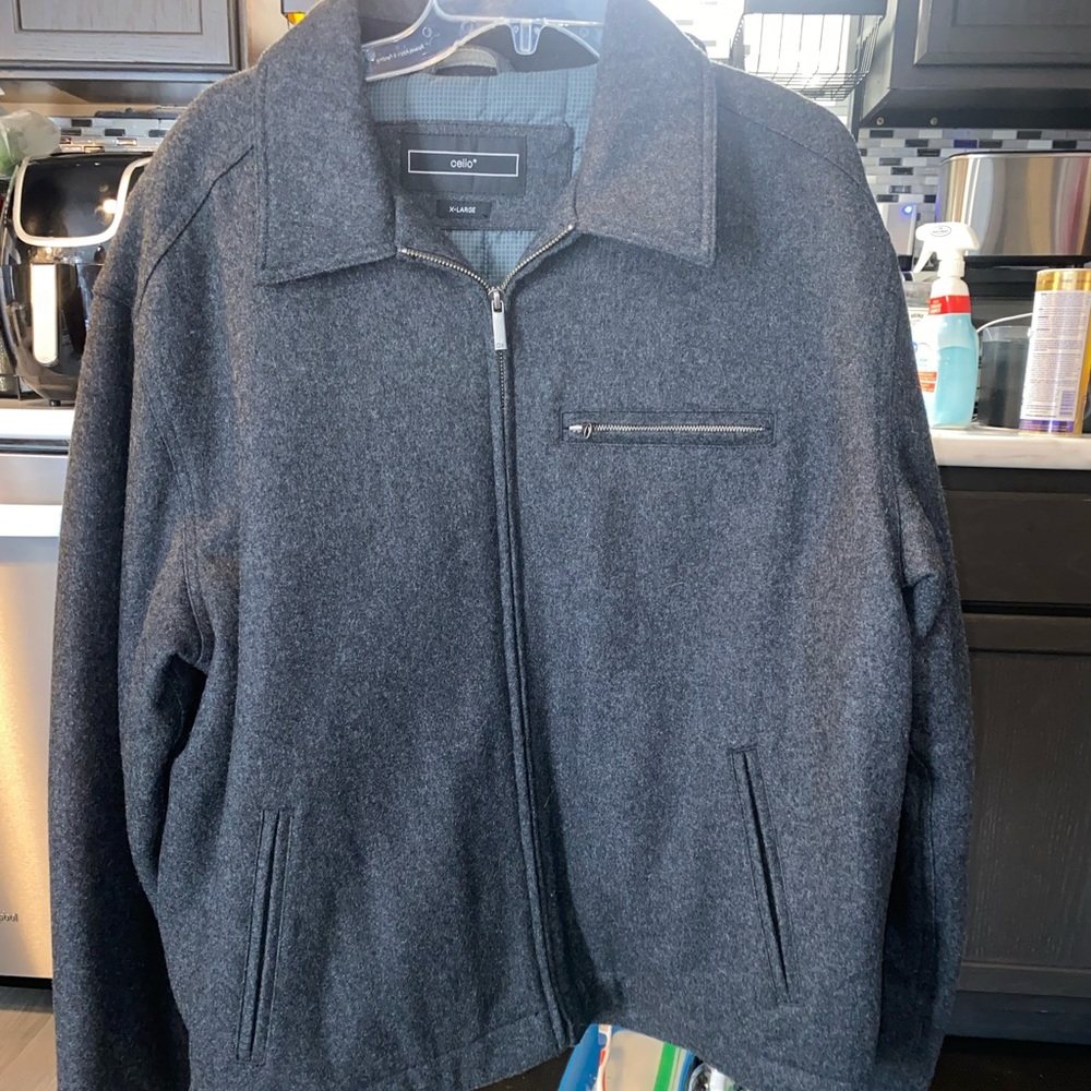 This jacket brand is Celio*, never worn excellent condition. Dark/charcoal grey